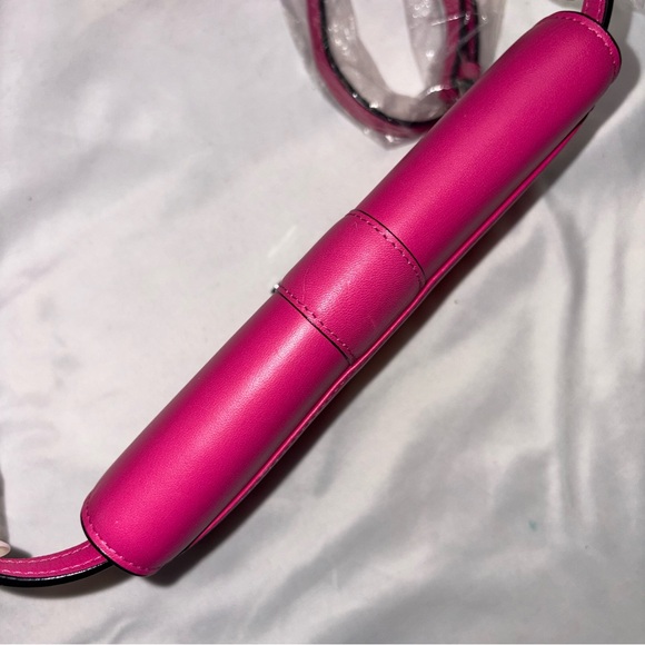 MCM Hot Pink NWT Patricia Continental Crossbody Wallet On Chain Purse *RARE* - Picture 10 of 11